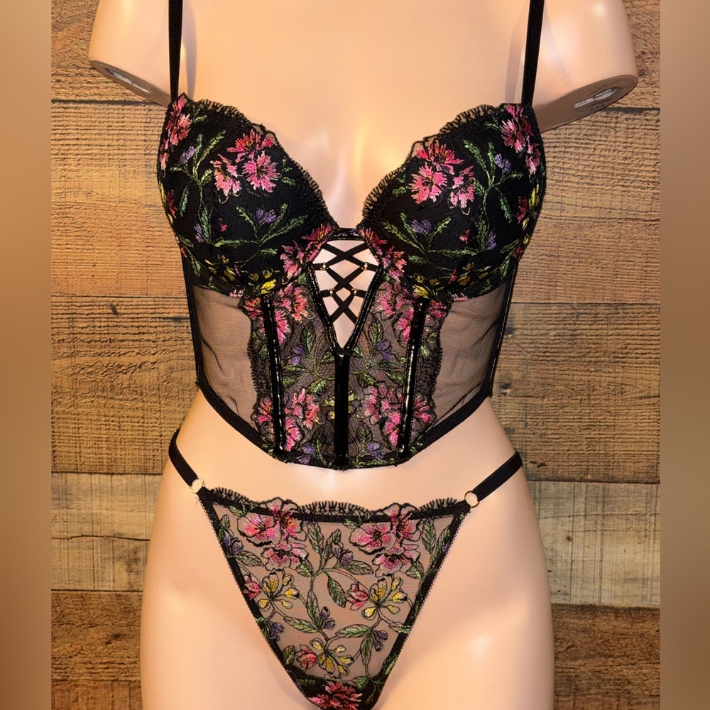 🎀 Victorias Secret Very Sexy Set Push Up Corset Bra & Cheeky Panty - Picture 2 of 12